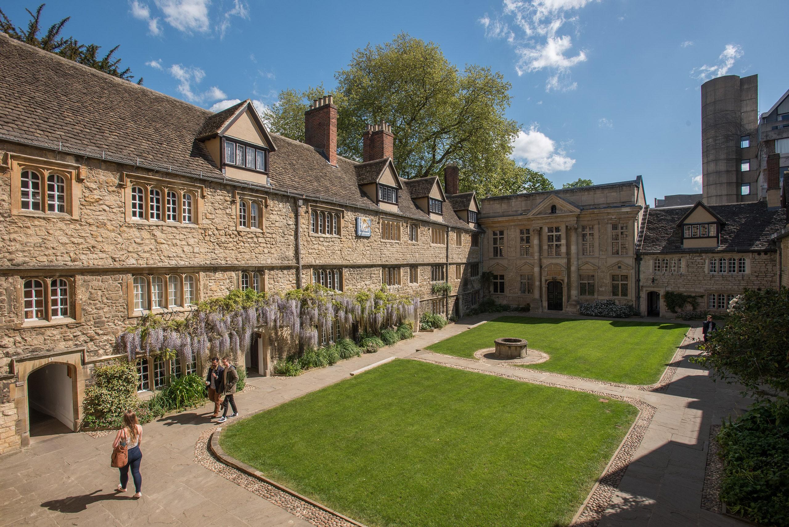 Photo of students walking in the St Edmund Hall quad